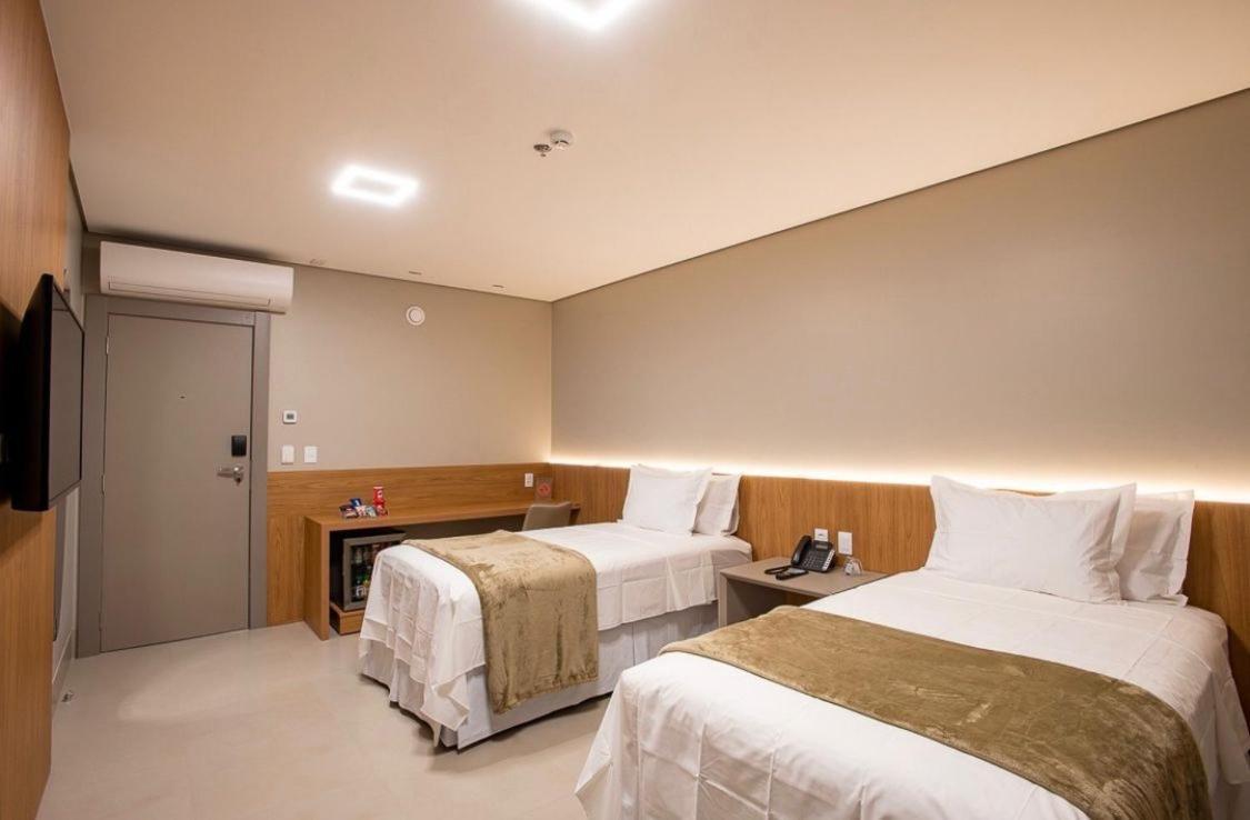 קויאבה Amazon Aeroporto Hotel מראה חיצוני תמונה